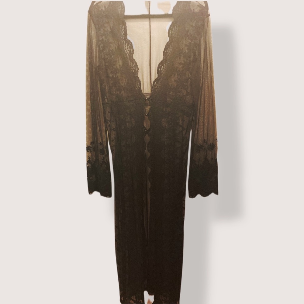 Fashion Nova peignoir